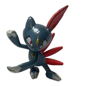 Sneasel 2021 Jazwares Pokémon Mini Action Figure